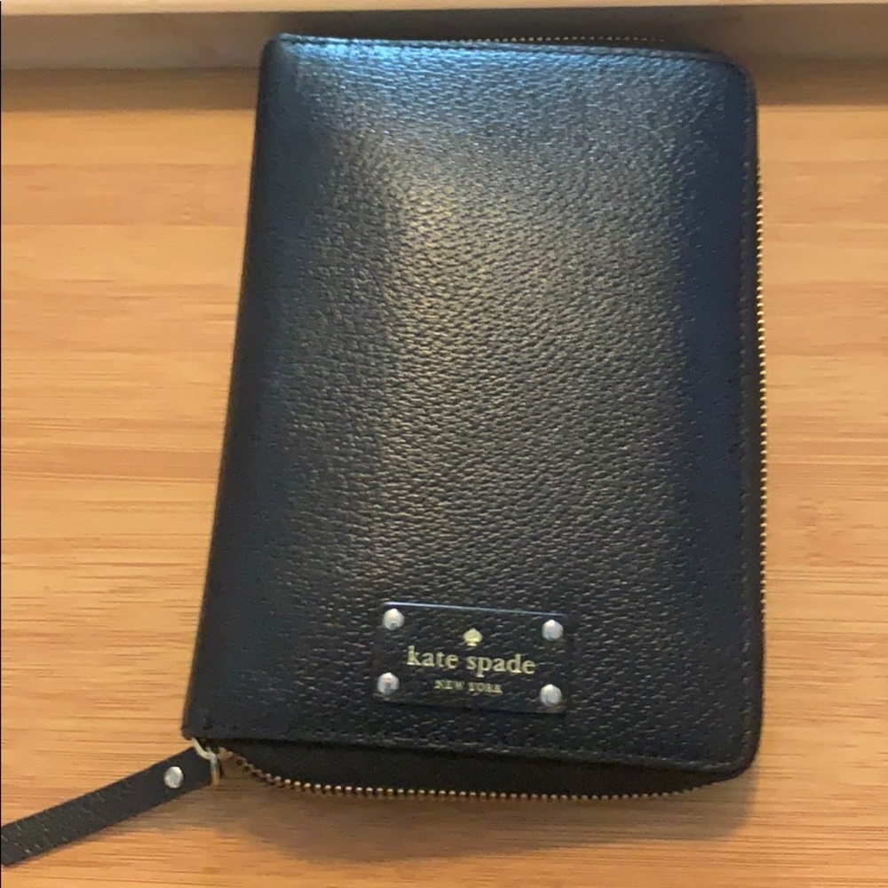EUC Kate Spade Wellesley Planner Black